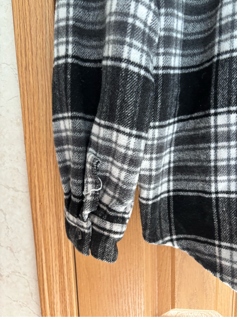 Ardene Black & White Oversized Plaid Button-Down Shirt - Picture 11 of 14